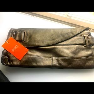 Latico Clutch